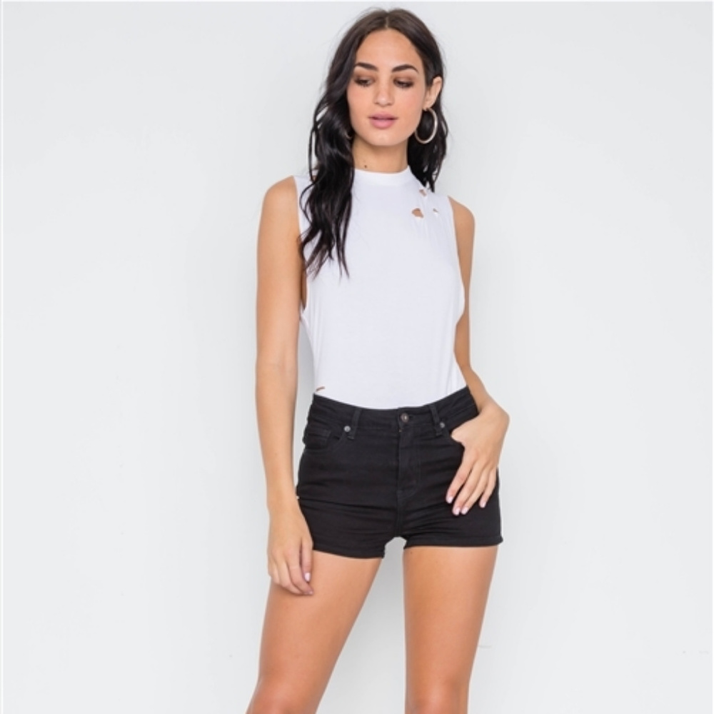 🆕 White Distressed Sleeveless Bodysuit - Picture 1 of 4